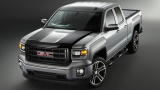 2015 GMC Sierra 'Carbon' Doesn't Add Lightness; Just Subtracts Sidewall
